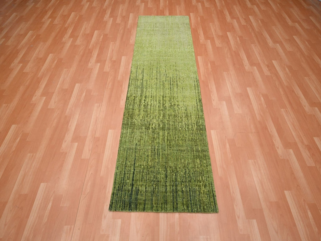 2'8" x 8'5" New Hand Knotted Green Wool Runner Oriental Rug - MOA10275840
