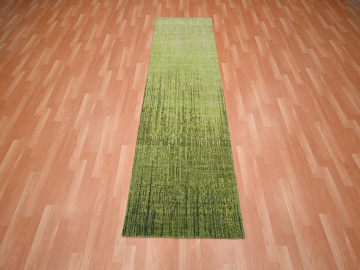 2'8" x 8'5" New Hand Knotted Green Wool Runner Oriental Rug - MOA10275840