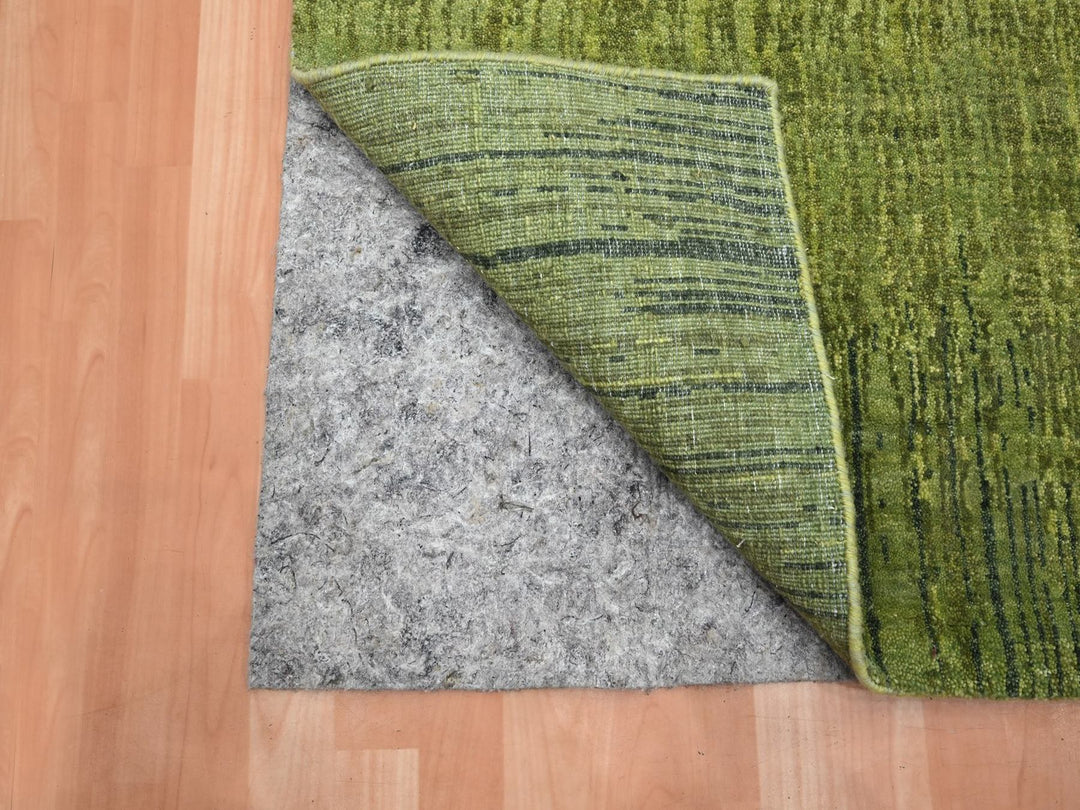 2'8" x 8'5" New Hand Knotted Green Wool Runner Oriental Rug - MOA10275840