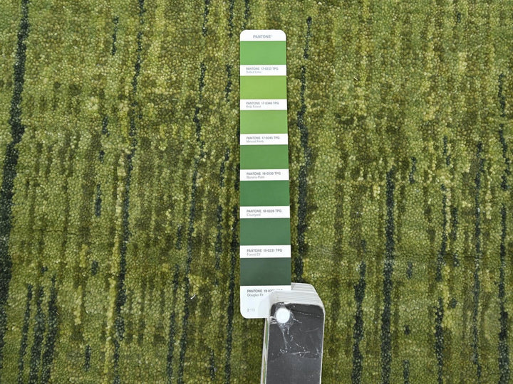 2'8" x 8'5" New Hand Knotted Green Wool Runner Oriental Rug - MOA10275840