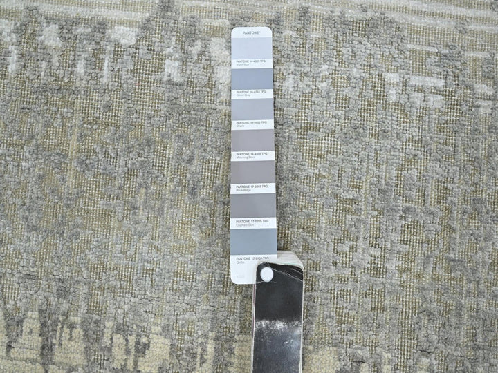 3'0" x 4'11" New Hand Knotted Grey Wool & Silk Rectangle Oriental Rug - MOA10275848