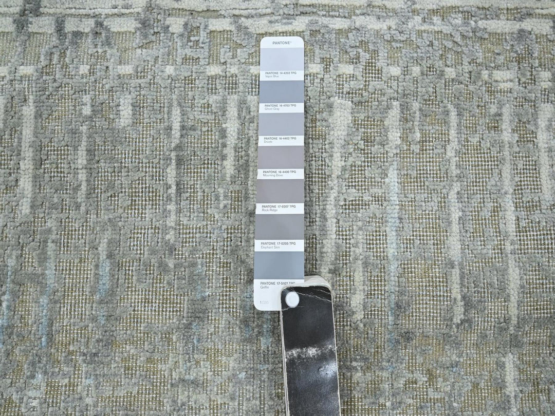 2'5" x 8'0" New Hand Knotted Grey Wool & Silk Runner Oriental Rug - MOA10275849