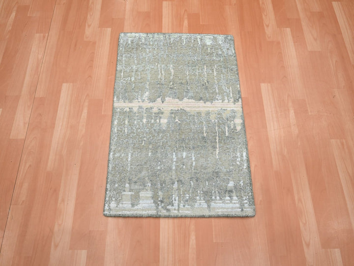 2'0" x 2'10" New Hand Knotted Grey Wool & Silk Rectangle Oriental Rug - MOA10275850