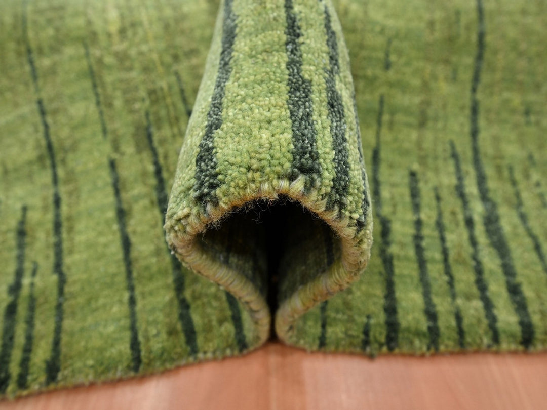 9'11" x 9'11" New Hand Knotted Green Wool Round Oriental Rug - MOA10275857