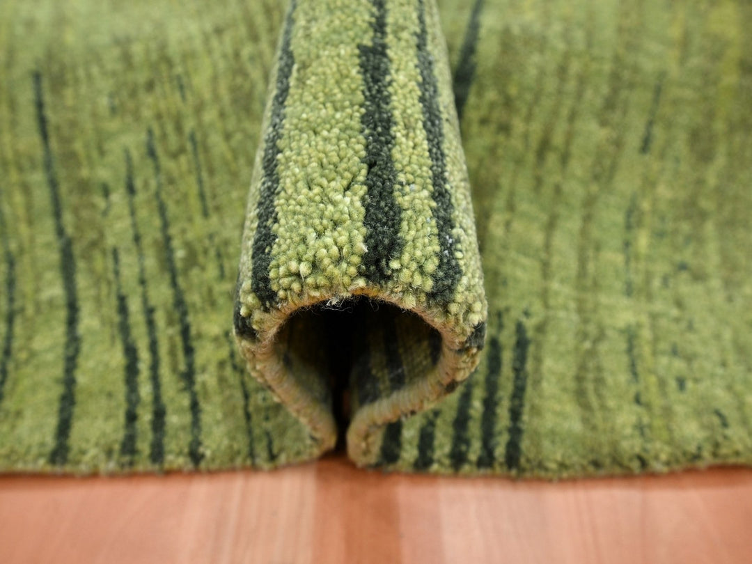 8'1" x 8'1" New Hand Knotted Green Wool Round Oriental Rug - MOA10275858