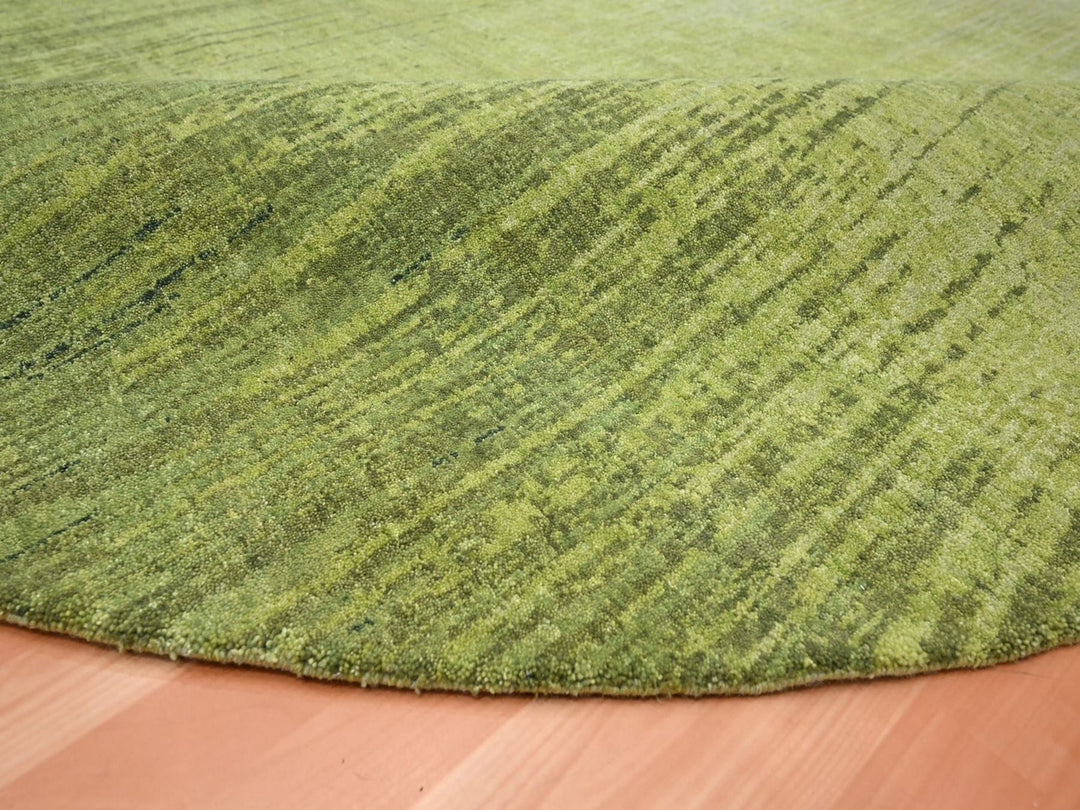8'1" x 8'1" New Hand Knotted Green Wool Round Oriental Rug - MOA10275858
