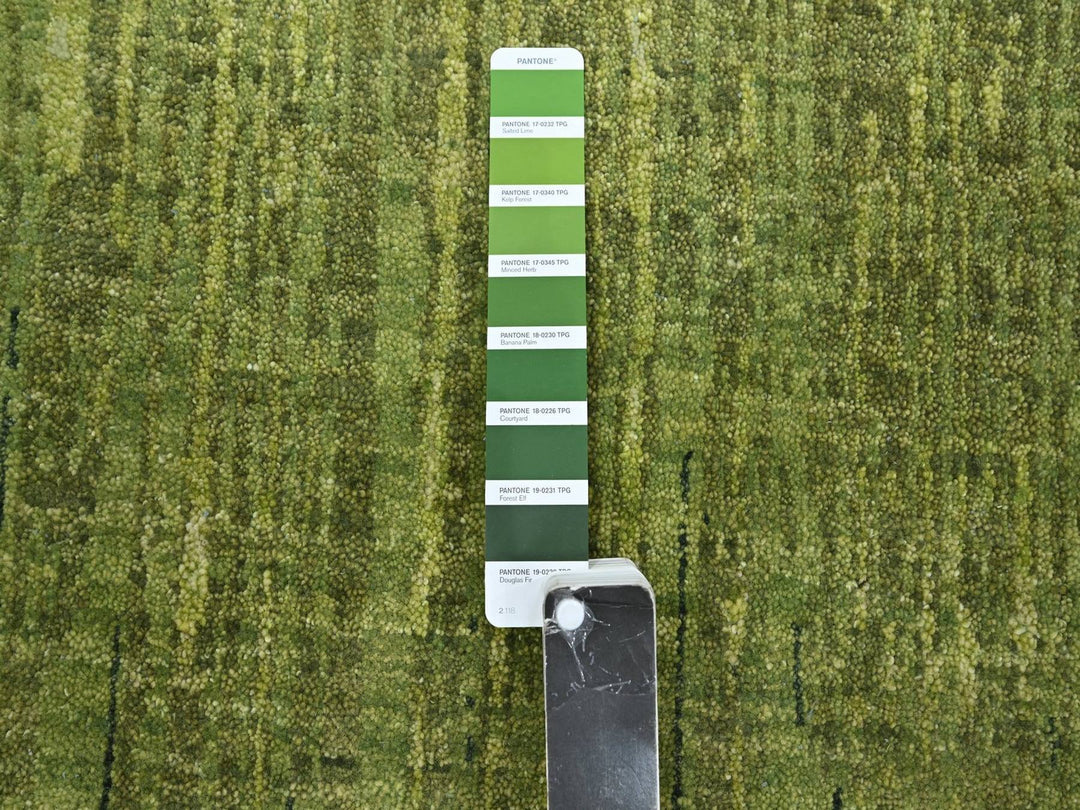 8'1" x 8'1" New Hand Knotted Green Wool Round Oriental Rug - MOA10275858