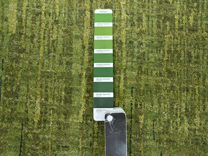 8'1" x 8'1" New Hand Knotted Green Wool Round Oriental Rug - MOA10275858