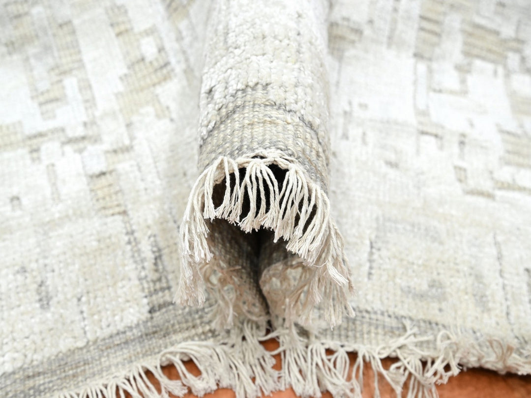 7'10" x 10'2" New Hand Knotted Ivory Silk Rectangle Oriental Rug - MOA10275874