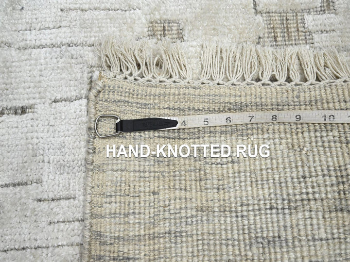 2'0" x 3'0" New Hand Knotted Ivory Silk Rectangle Oriental Rug - MOA10275878