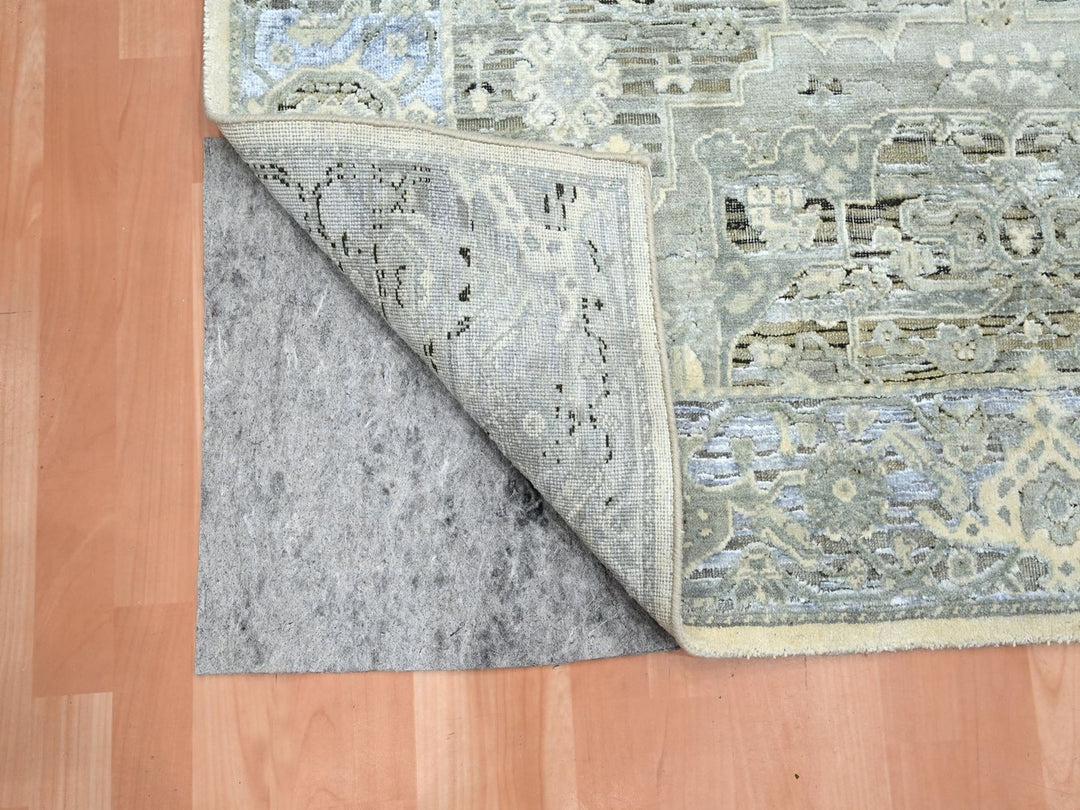 5'2" x 7'4" New Hand Knotted Grey Silk Rectangle Oriental Rug - MOA10275906