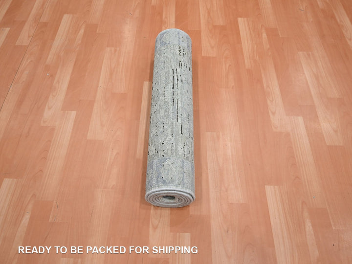 2'6" x 8'0" New Hand Knotted Grey Silk Runner Oriental Rug - MOA10275909