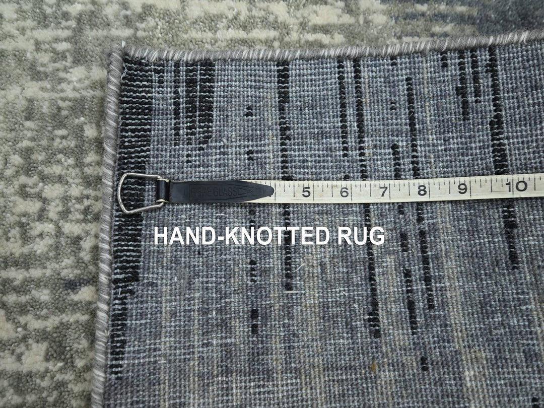 2'0" x 3'0" New Hand Knotted Grey Wool Rectangle Oriental Rug - MOA10275914