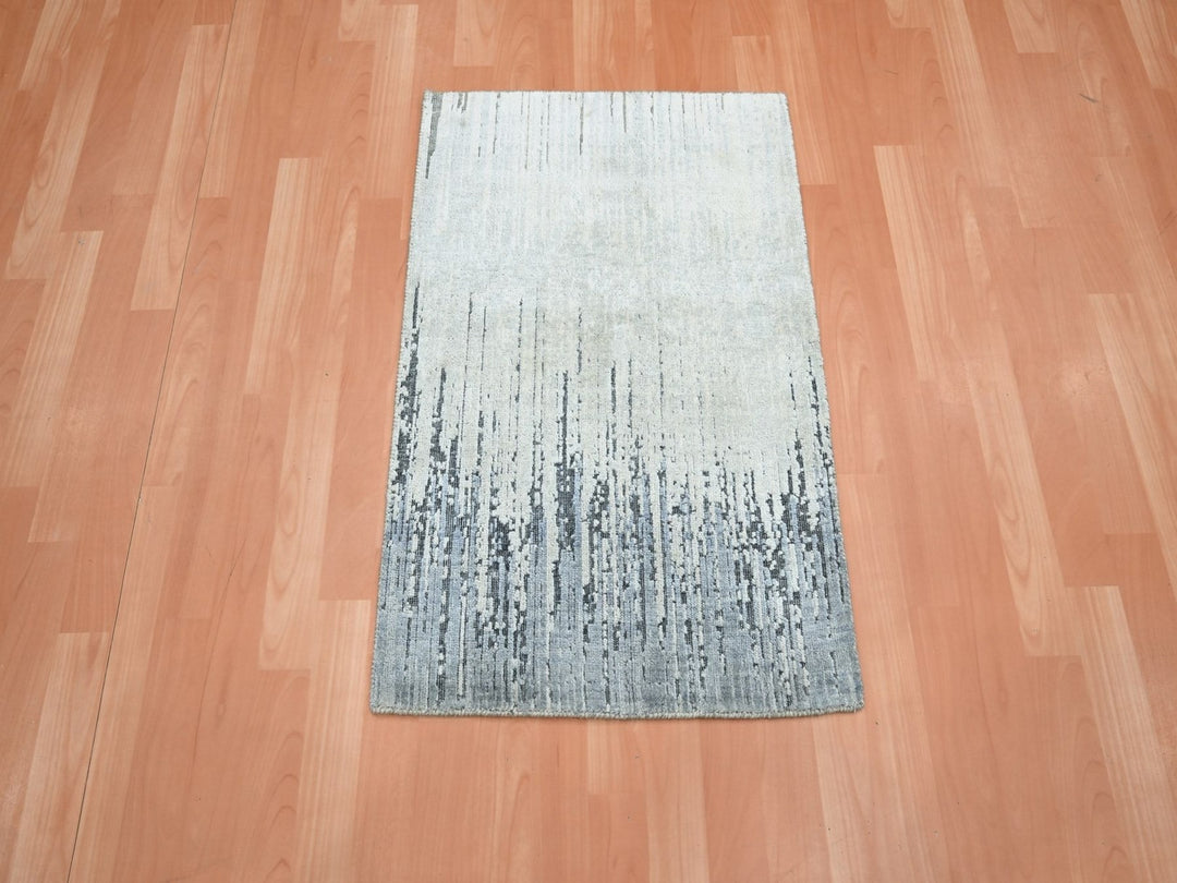 2'0" x 3'0" New Hand Knotted Grey Wool Rectangle Oriental Rug - MOA10275916