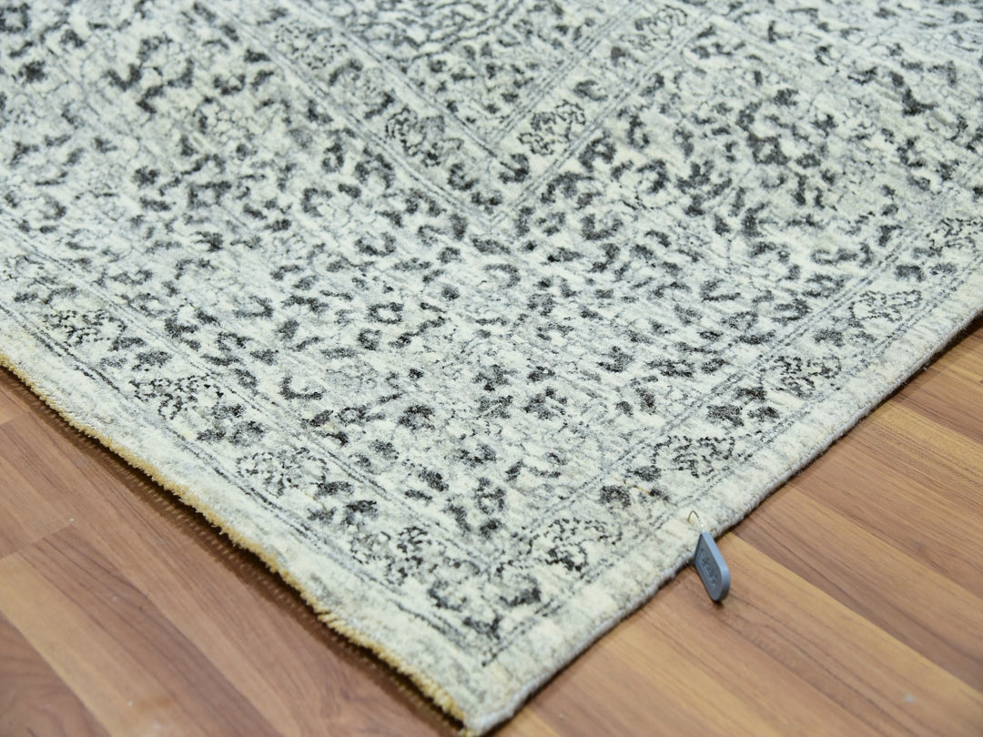 8'2" x 8'2" New Hand Knotted Ivory Wool Square Oriental Rug - MOA10276011