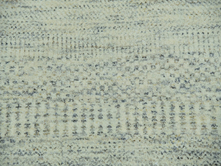 8'1" x 9'10" New Hand Knotted Ivory Wool Rectangle Oriental Rug - MOA10276022