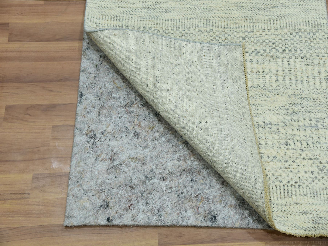 2'7" x 10'1" New Hand Knotted Ivory Wool Runner Oriental Rug - MOA10276027