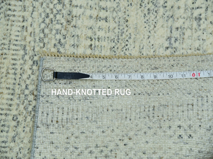 2'7" x 10'1" New Hand Knotted Ivory Wool Runner Oriental Rug - MOA10276027