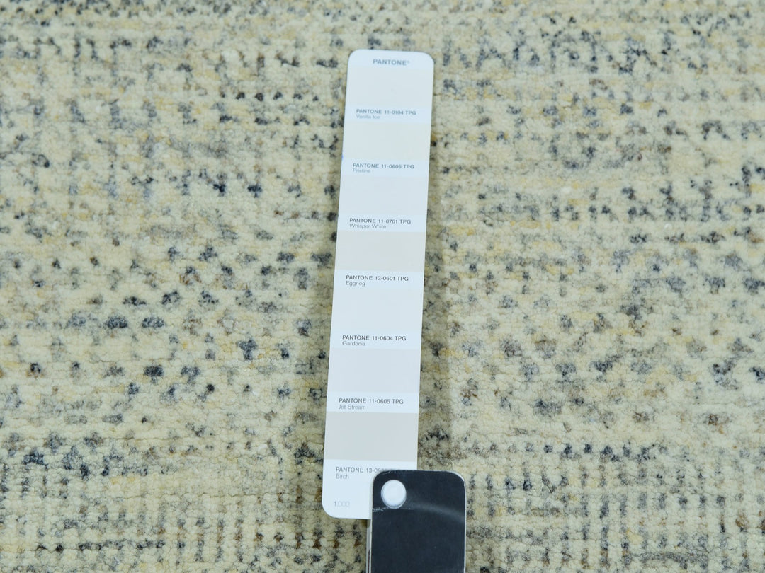 2'7" x 26'1" New Hand Knotted Ivory Wool Runner Oriental Rug - MOA10276029