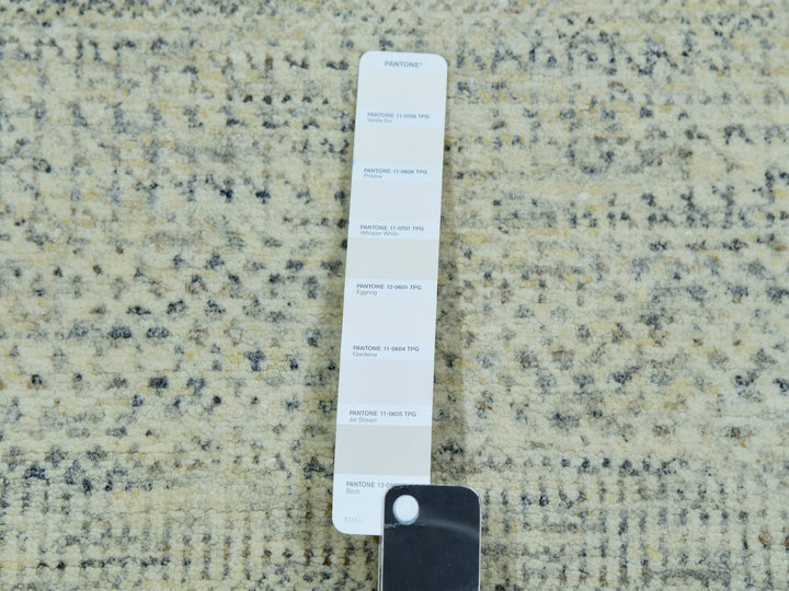 2'7" x 26'1" New Hand Knotted Ivory Wool Runner Oriental Rug - MOA10276029