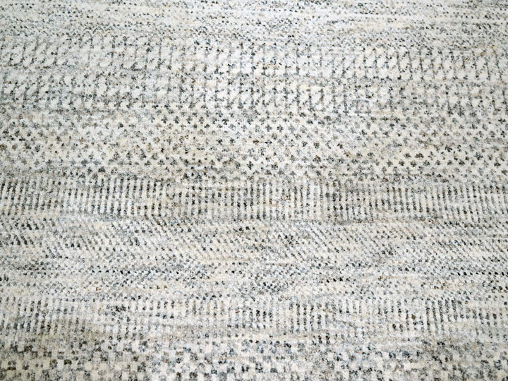 9'1" x 12'0" New Hand Knotted Ivory Wool Rectangle Oriental Rug - MOA10276146