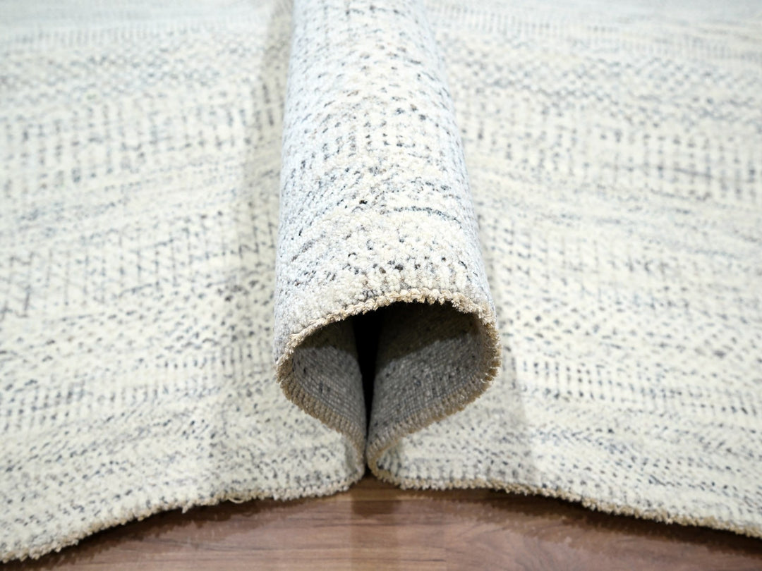 8'2" x 10'0" New Hand Knotted Ivory Wool Rectangle Oriental Rug - MOA10276147