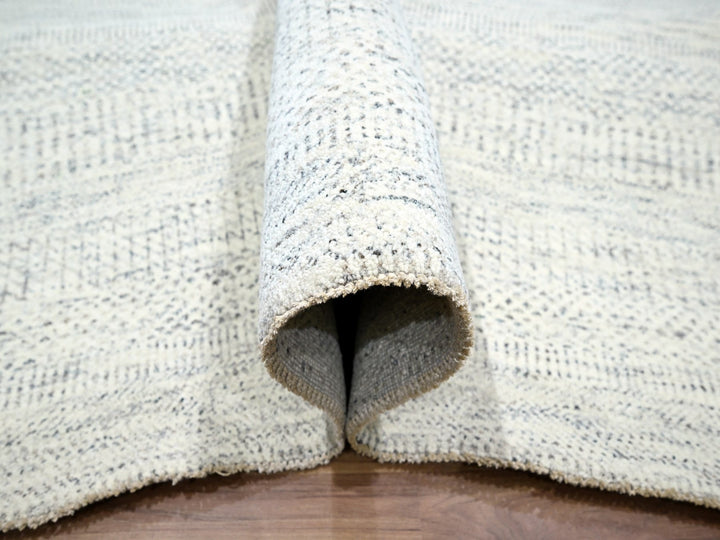 8'2" x 10'0" New Hand Knotted Ivory Wool Rectangle Oriental Rug - MOA10276147