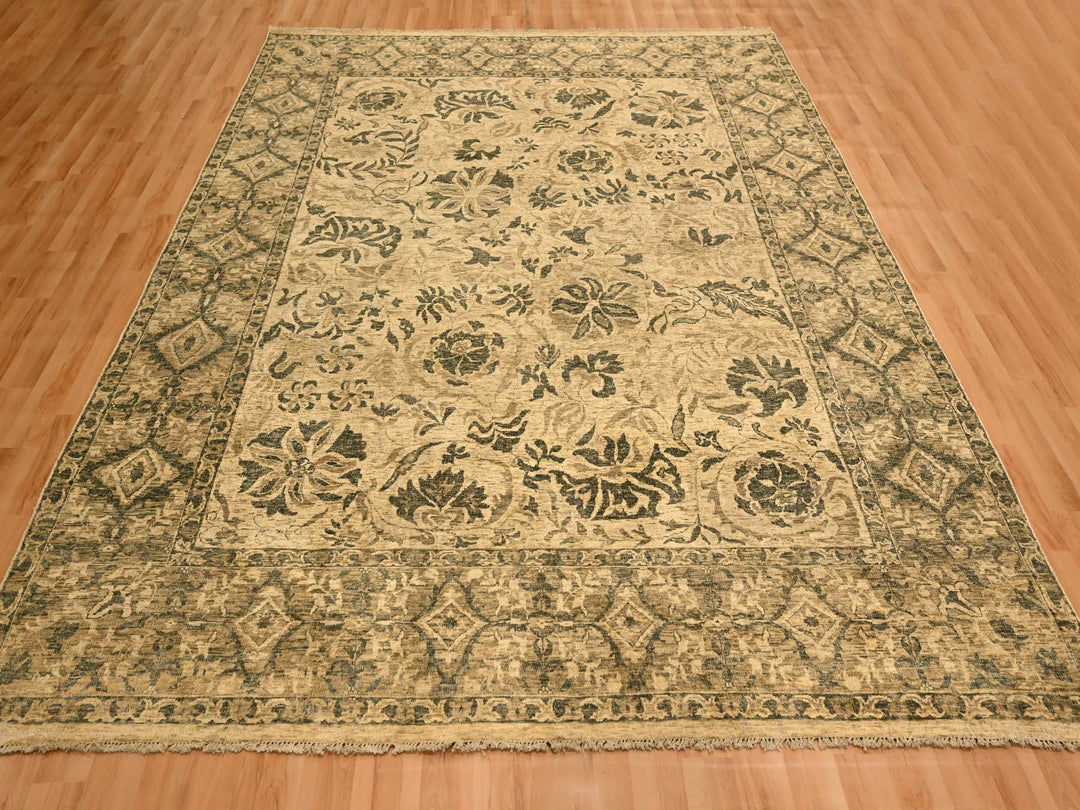 7'10" x 9'9" New Hand Knotted Brown Wool Rectangle Oriental Rug - MOA10276192