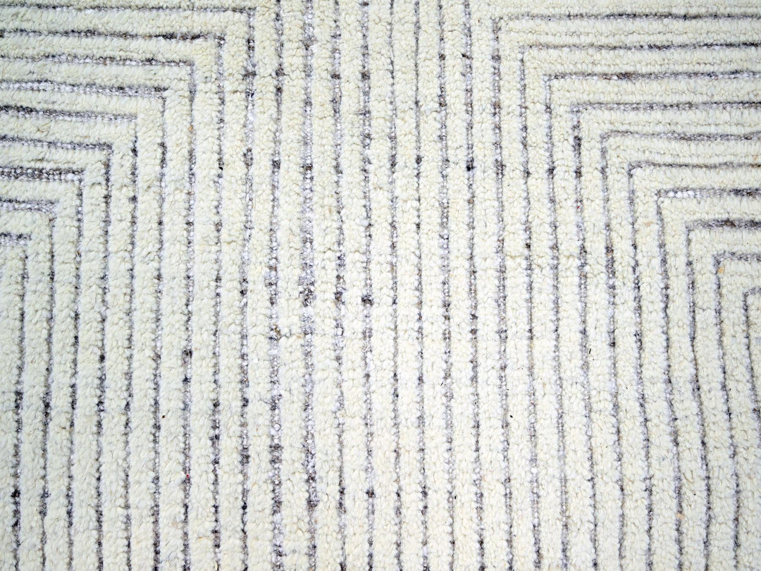 8'11" x 12'1" New Hand Knotted Ivory Wool Rectangle Oriental Rug - MOA10276213