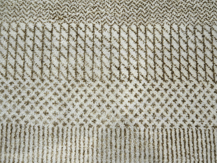 10'0" x 13'11" New Hand Knotted Brown Wool & Silk Rectangle Oriental Rug - MOA10276333