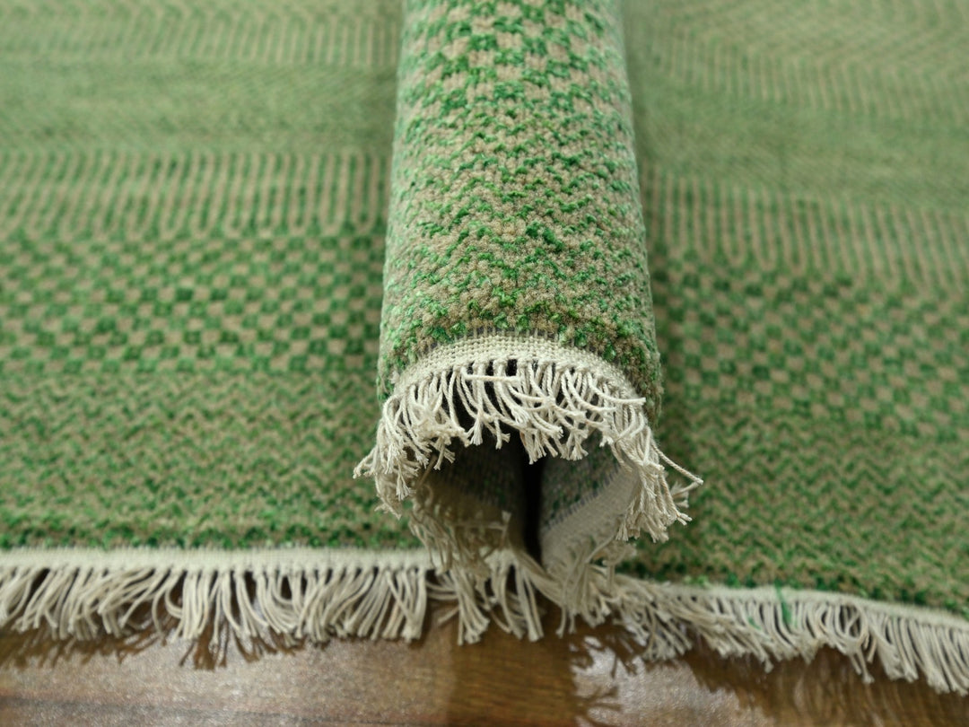 8'1" x 10'3" New Hand Knotted Green Wool & Silk Rectangle Oriental Rug - MOA10276343