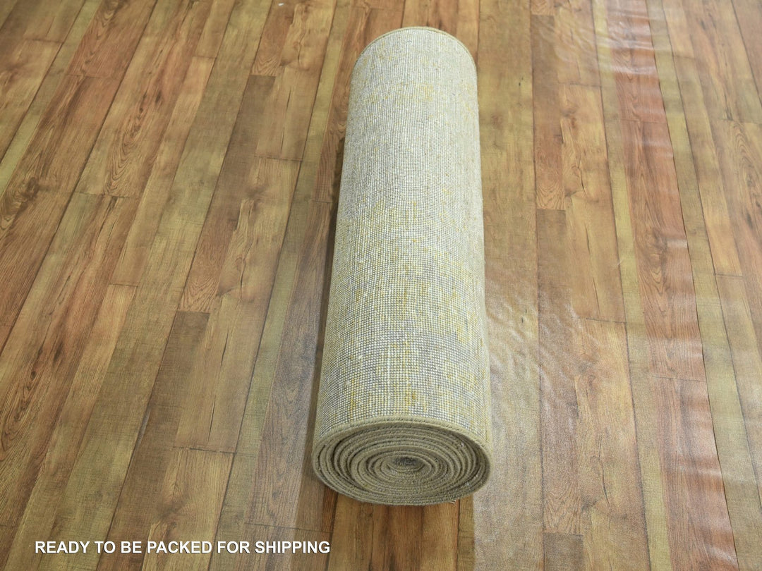 2'6" x 19'0" New Hand Knotted Ivory Wool & Silk Runner Oriental Rug - MOA10276352