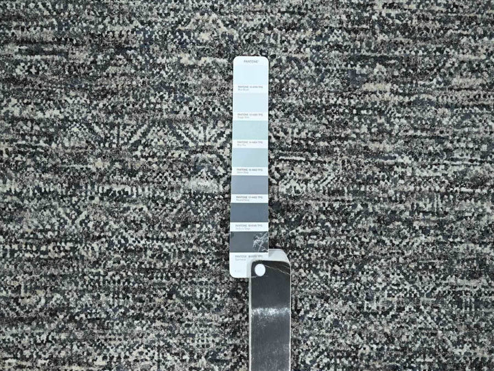 9'0" x 12'1" New Hand Knotted Grey Wool Rectangle Oriental Rug - MOA10276389