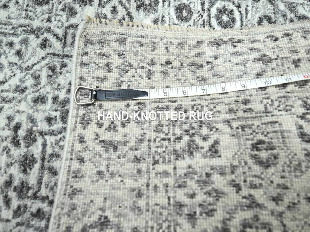 2'8" x 26'0" New Hand Knotted Ivory Wool Runner Oriental Rug - MOA10276438