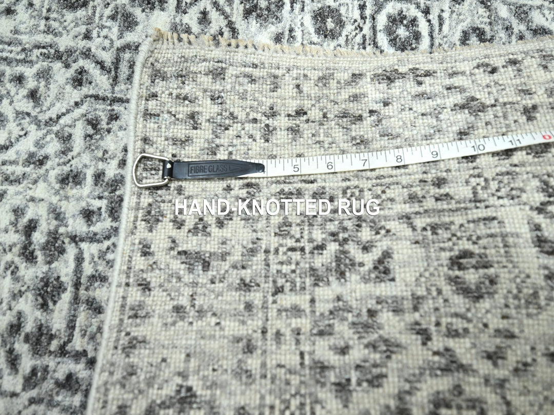 2'6" x 30'0" New Hand Knotted Ivory Wool Runner Oriental Rug - MOA10276439