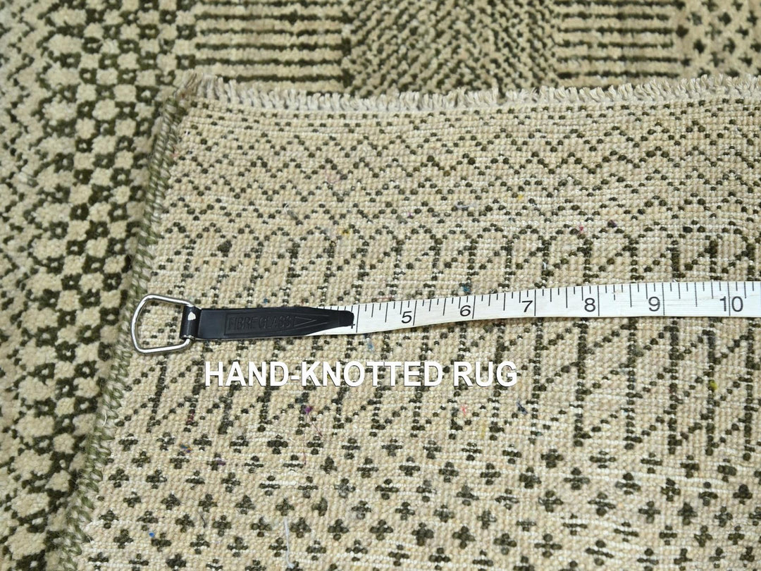 2'0" x 3'0" New Hand Knotted Beige Wool & Silk Rectangle Oriental Rug - MOA10276453