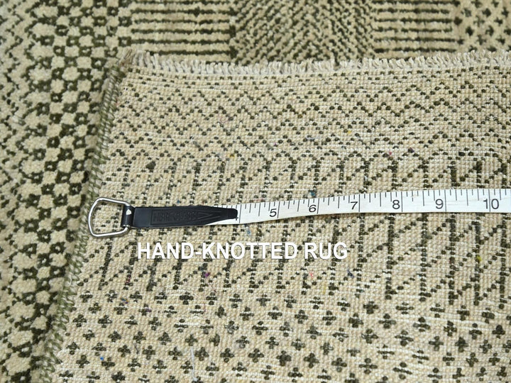 2'0" x 3'0" New Hand Knotted Beige Wool & Silk Rectangle Oriental Rug - MOA10276453