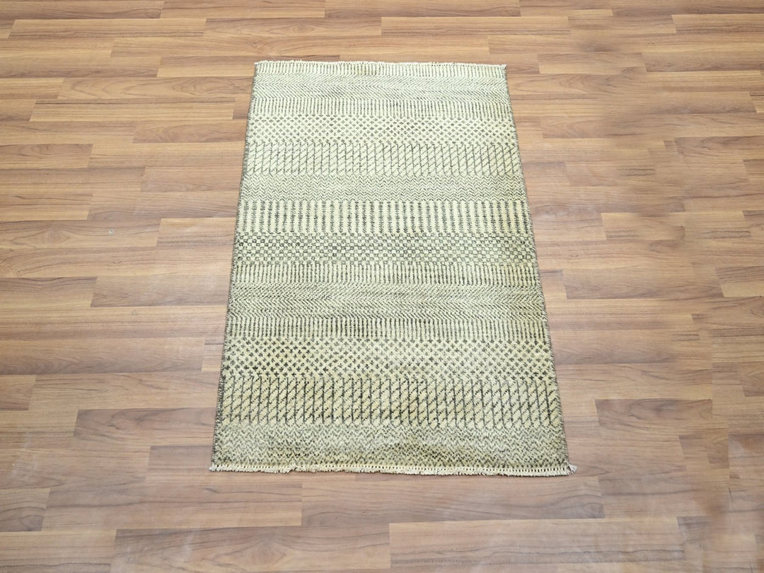 2'0" x 3'0" New Hand Knotted Beige Wool & Silk Rectangle Oriental Rug - MOA10276454