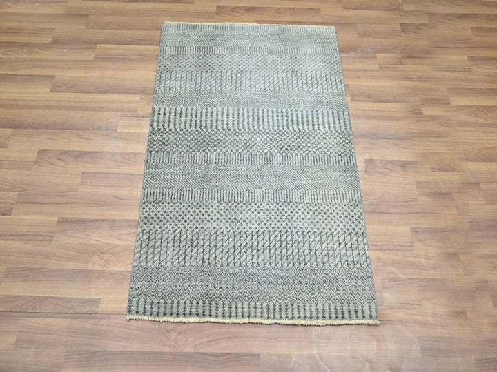 2'0" x 3'0" New Hand Knotted Grey Wool & Silk Rectangle Oriental Rug - MOA10276491