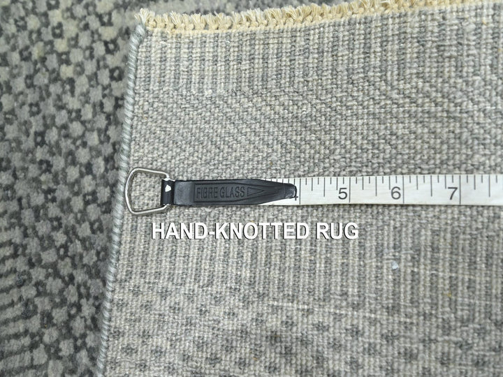 2'0" x 3'0" New Hand Knotted Grey Wool & Silk Rectangle Oriental Rug - MOA10276491
