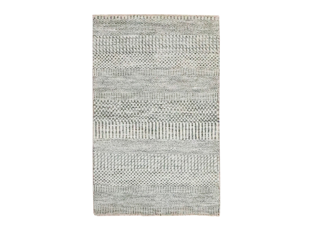 2'0" x 3'0" New Hand Knotted Ivory Wool & Silk Rectangle Oriental Rug - MOA10276499