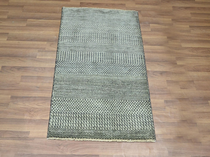 2'0" x 3'0" New Hand Knotted Grey Wool & Silk Rectangle Oriental Rug - MOA10276527
