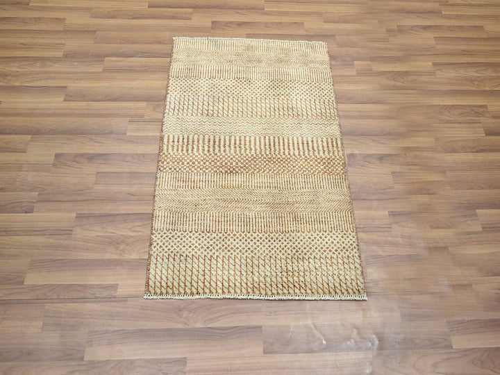 2'0" x 3'0" New Hand Knotted Beige Wool & Silk Rectangle Oriental Rug - MOA10276539