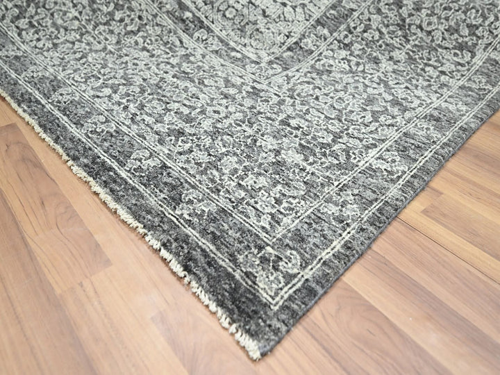 9'0" x 11'11" New Hand Knotted Grey Wool Rectangle Oriental Rug - MOA10276553
