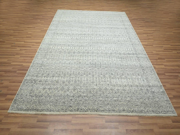 8'2" x 10'2" New Hand Knotted Ivory Wool Rectangle Oriental Rug - MOA10276563