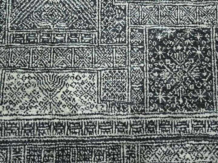 8'10" x 11'11" New Hand Knotted Grey Wool Rectangle Oriental Rug - MOA10276575