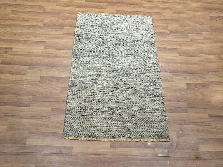 2'0" x 3'0" New Hand Knotted Beige Wool Rectangle Oriental Rug - MOA10276585