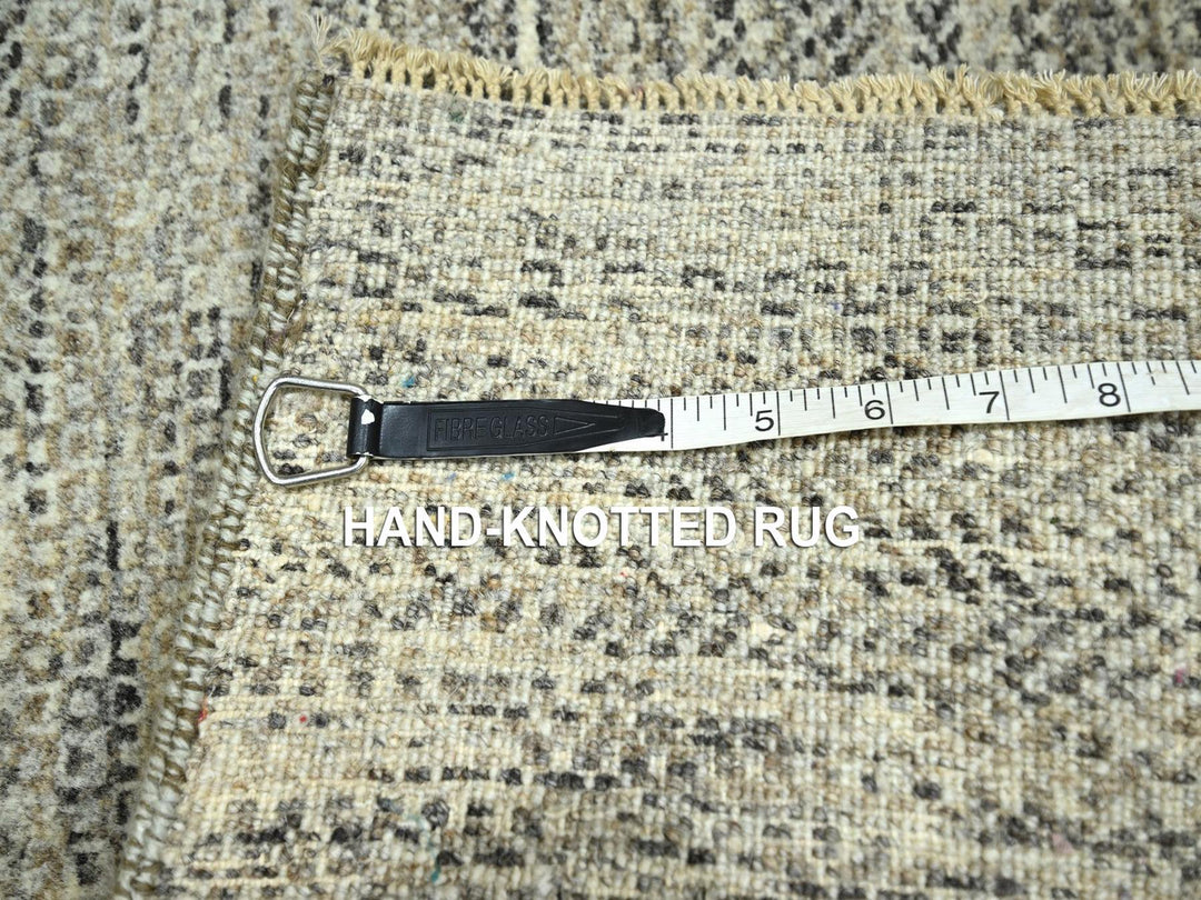 2'0" x 3'0" New Hand Knotted Beige Wool Rectangle Oriental Rug - MOA10276587