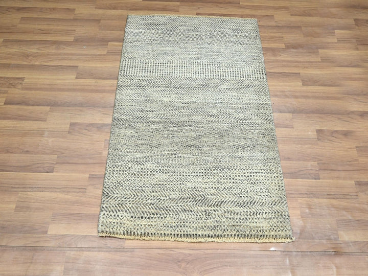 2'0" x 3'0" New Hand Knotted Beige Wool Rectangle Oriental Rug - MOA10276588