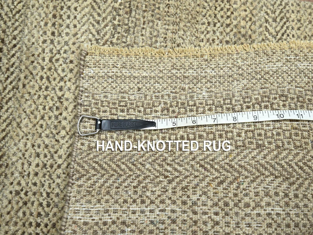 2'0" x 3'0" New Hand Knotted Brown Wool Rectangle Oriental Rug - MOA10276592